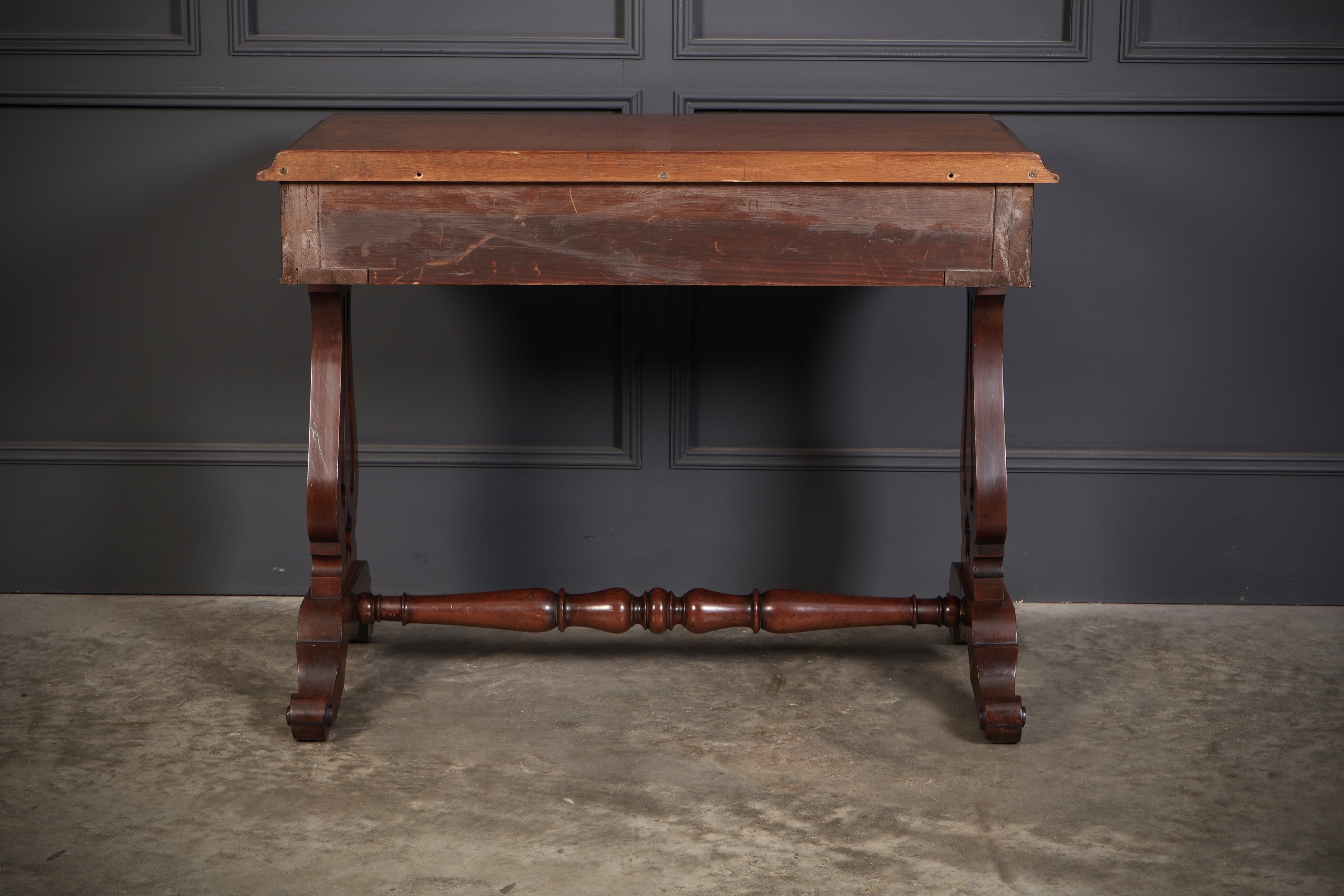 Quality Victorian Mahogany Side Table - Image 9
